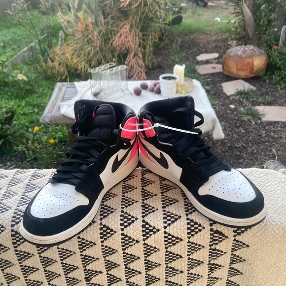 🔥 Air Jordan 1 Retro High GG ‘Valentine’s Day’ - 2017, Size 6Y/7.5W 💖👟 - Picture 13 of 13